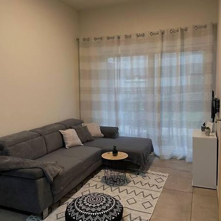 Gartenwohnung Mit Terrasse Und Parkplatz 그라츠 외부 사진
