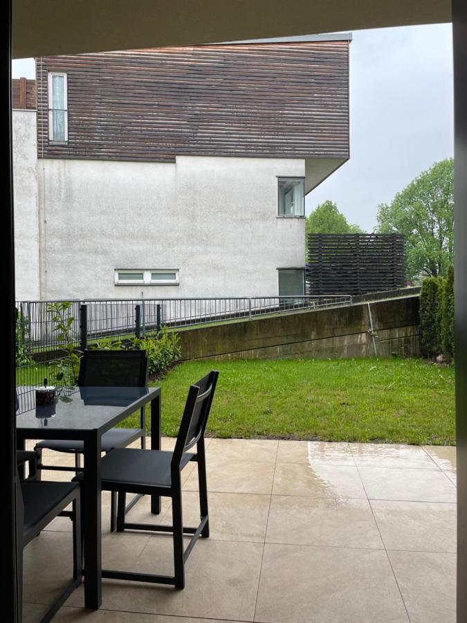 Gartenwohnung Mit Terrasse Und Parkplatz 그라츠 외부 사진
